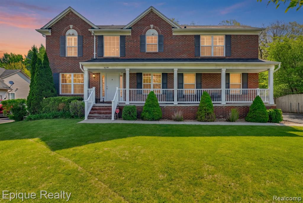 8239 Loon Lane