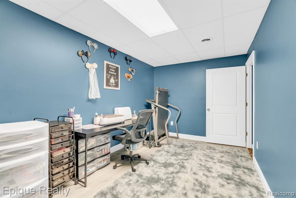 8239 Loon Lane
