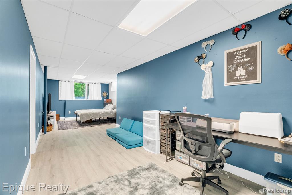 8239 Loon Lane
