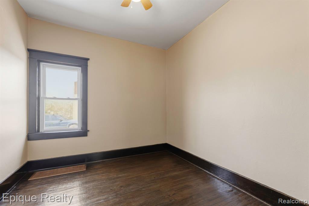 1418 8th Street