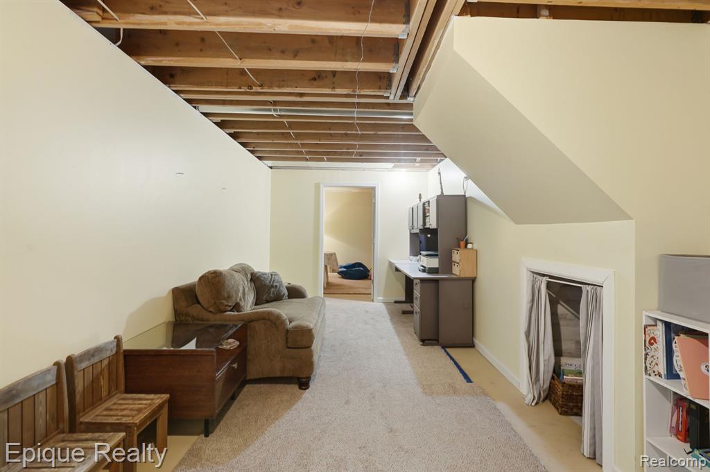 238 Quail Drive