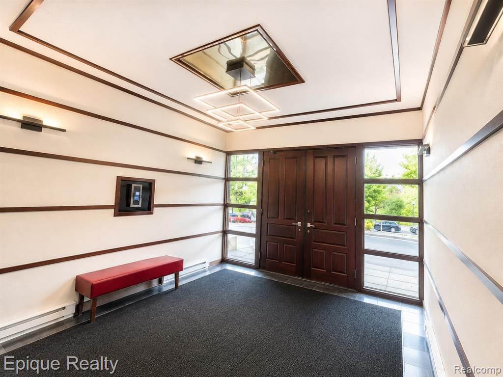 1050 Wall Street # 8F