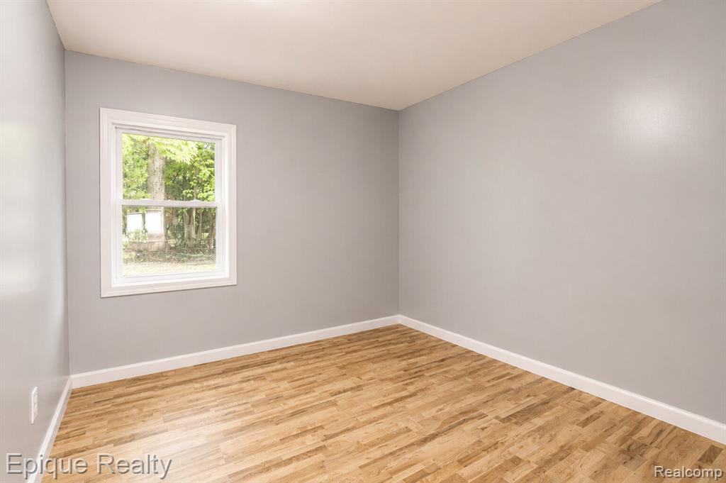 5649 Lapeer Road