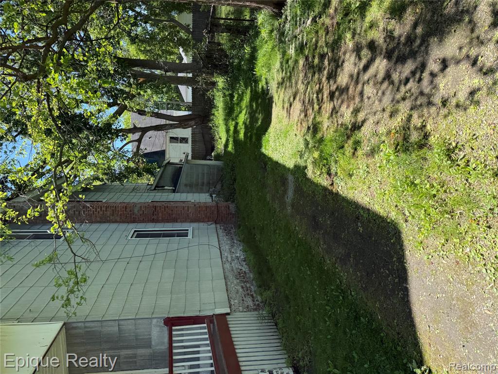 804 Court Street