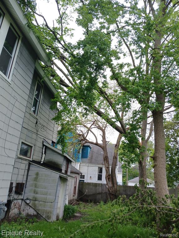 804 Court Street