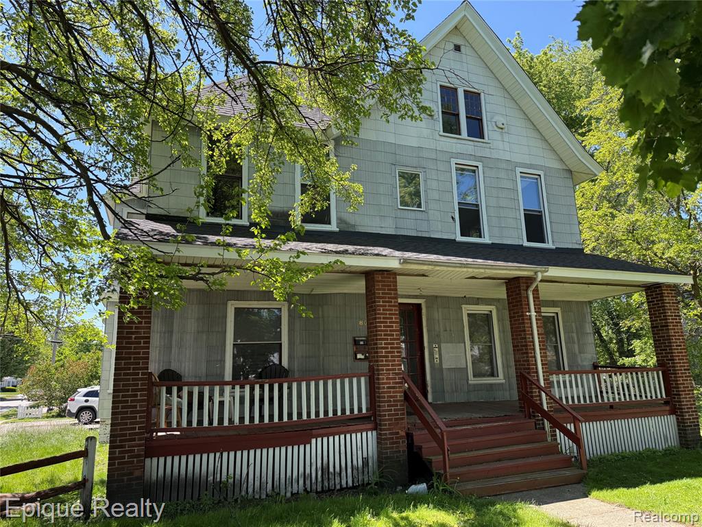 804 Court Street