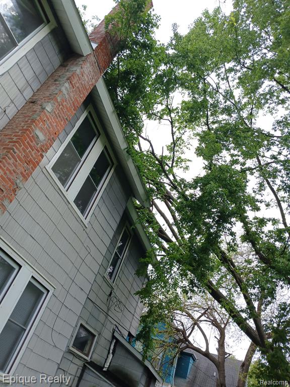 804 Court Street