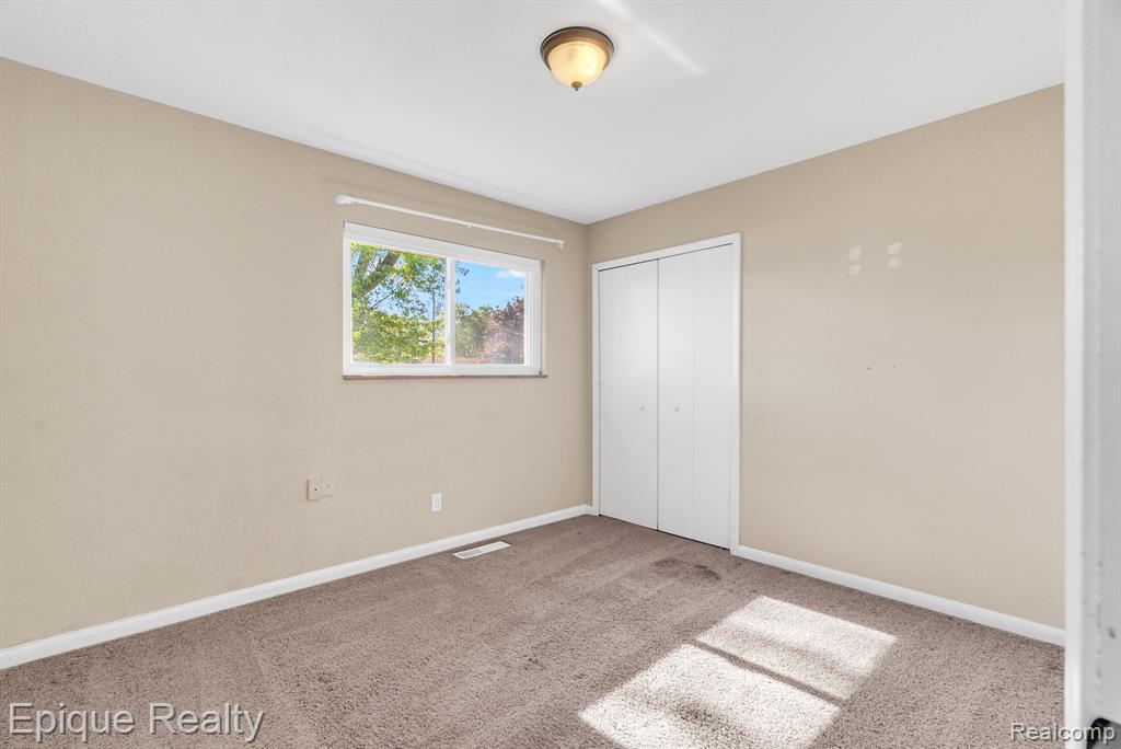 8052 Dungarvin Drive