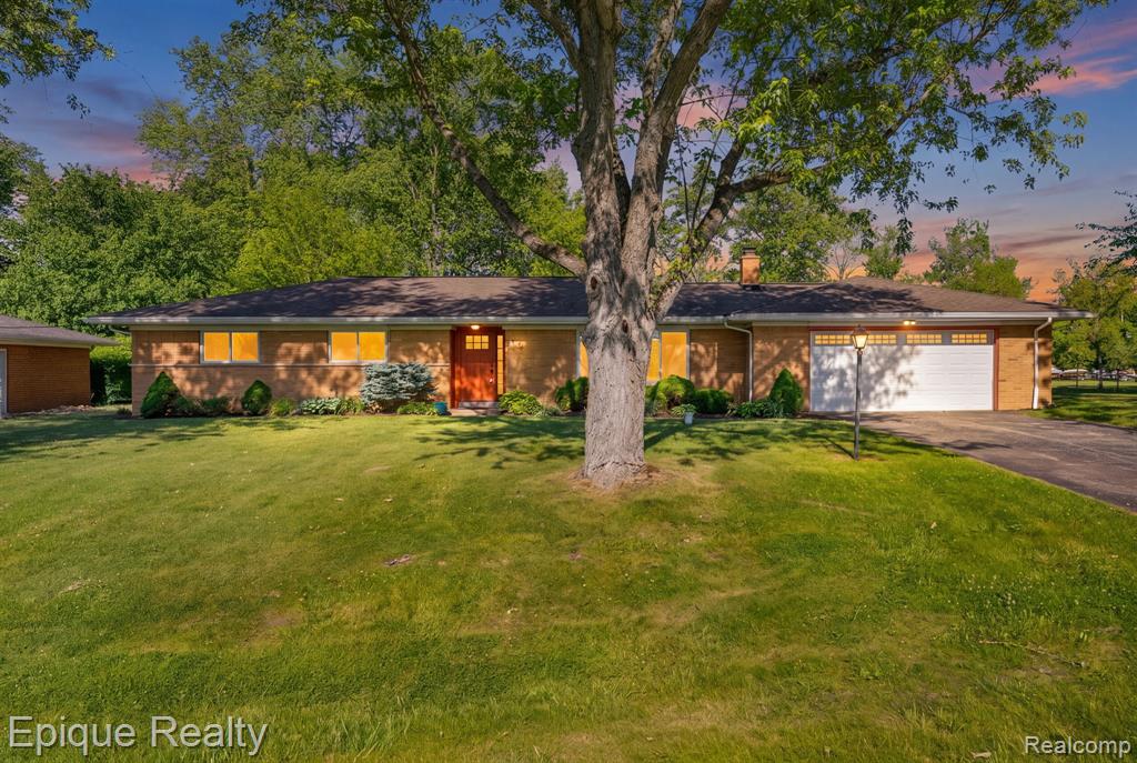 8052 Dungarvin Drive