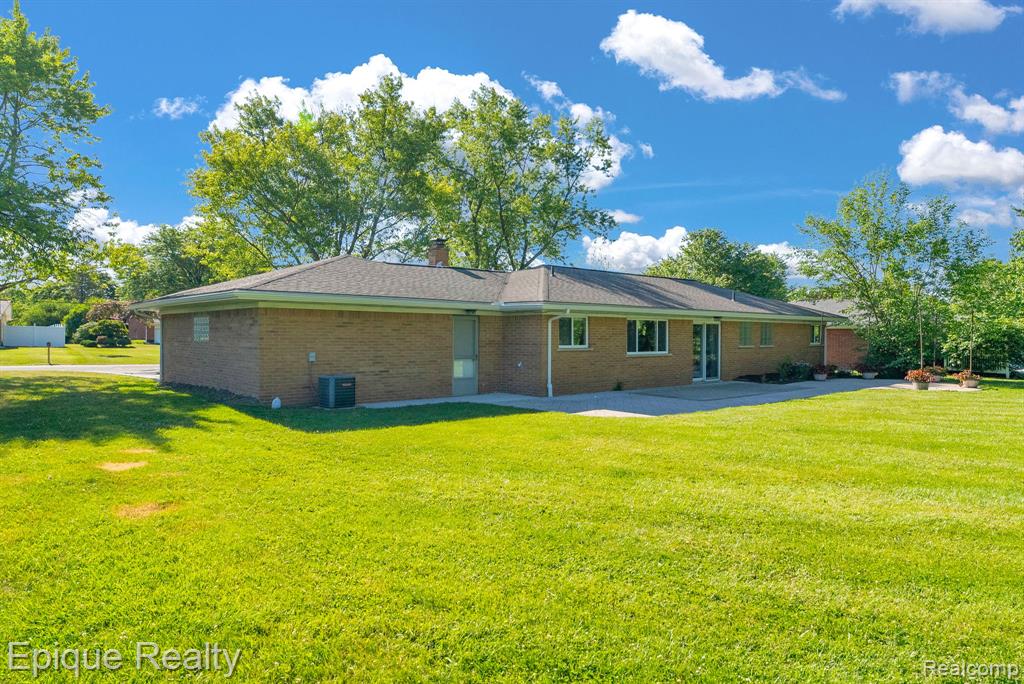 8052 Dungarvin Drive