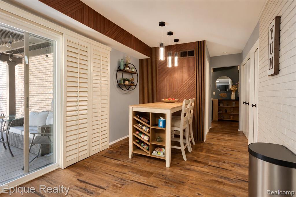 20485 Villa Grande Circle