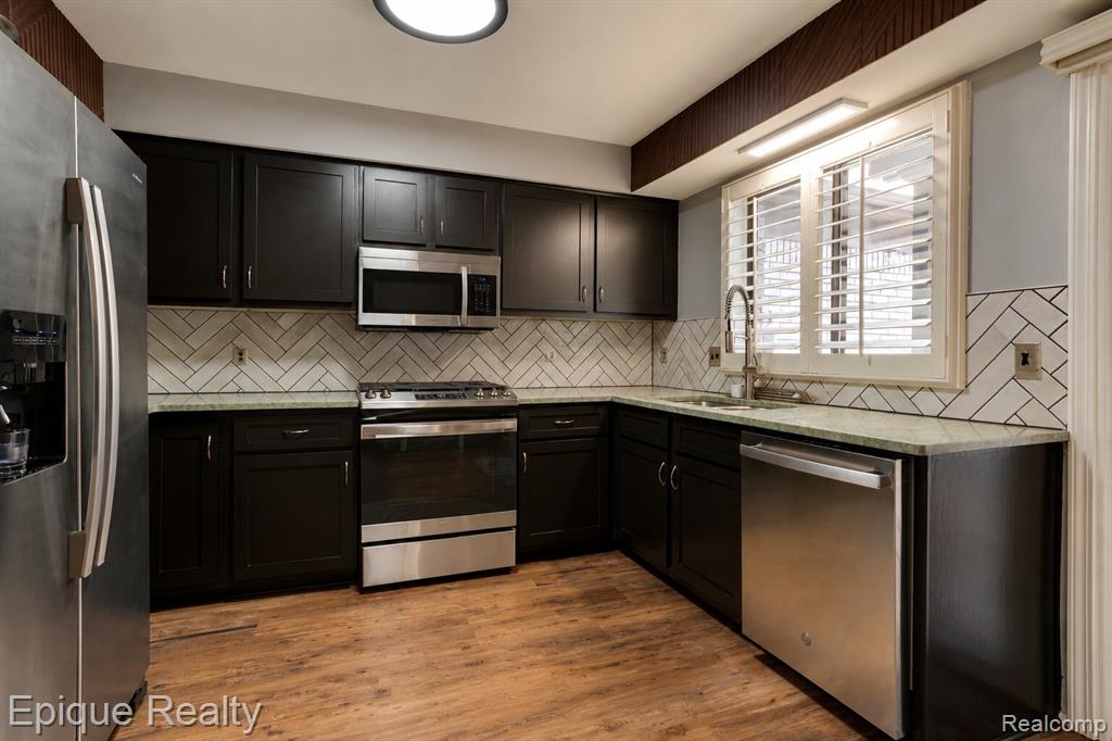 20485 Villa Grande Circle