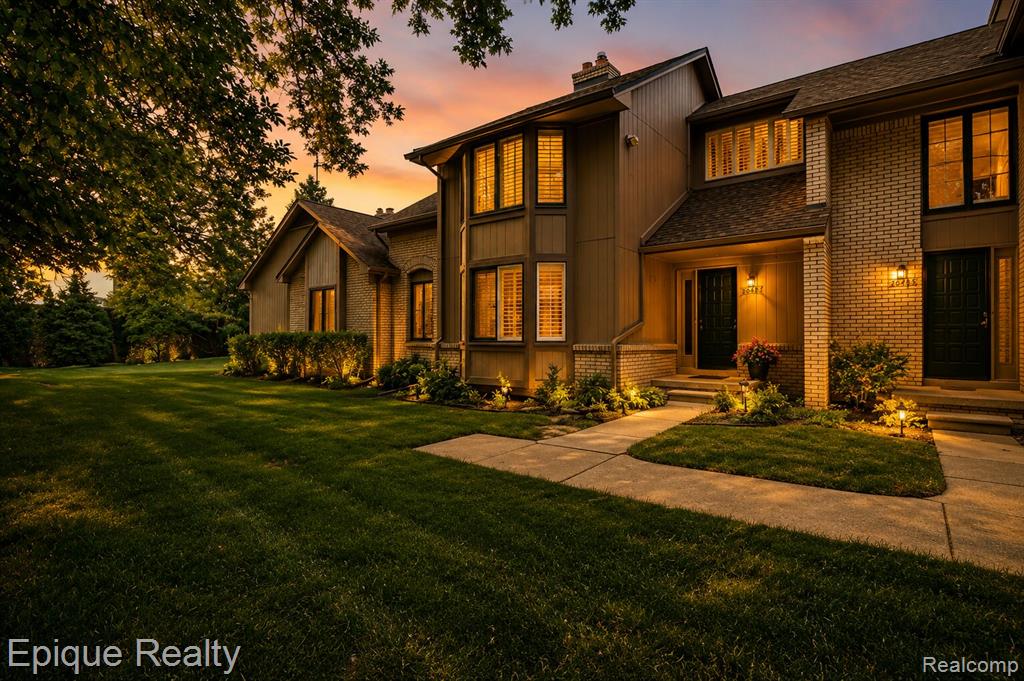 20485 Villa Grande Circle