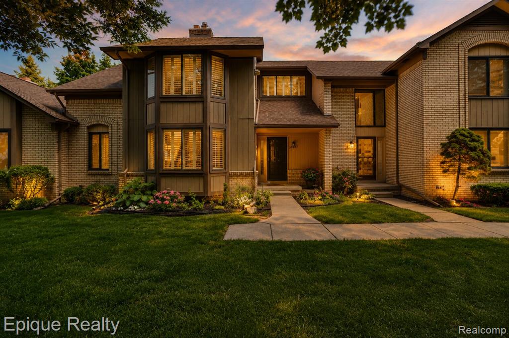 20485 Villa Grande Circle