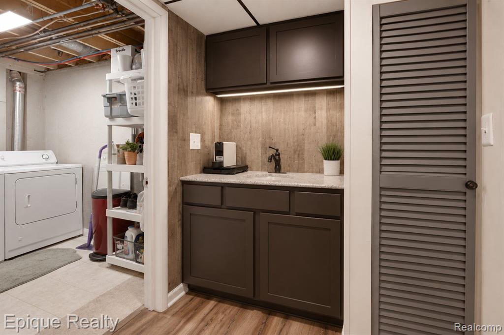 20485 Villa Grande Circle