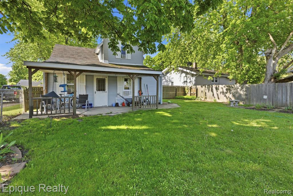 1301 Myrtle Street