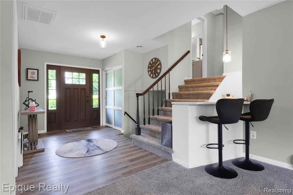 38243 Jonathan Street