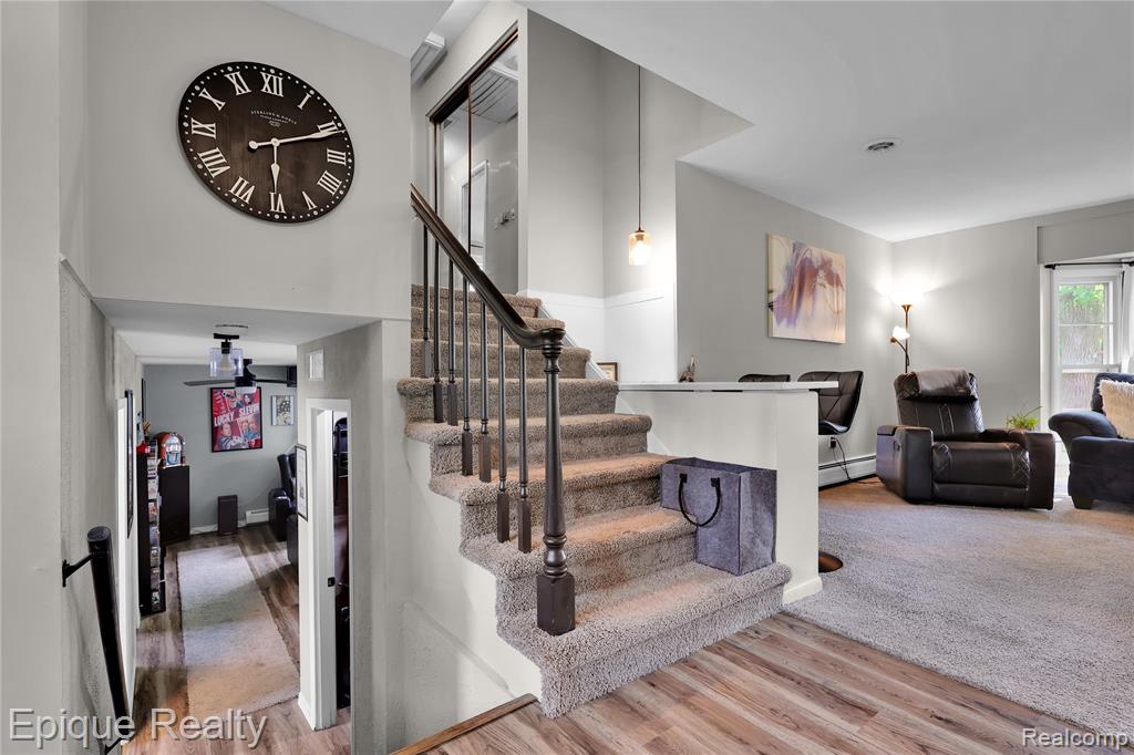38243 Jonathan Street