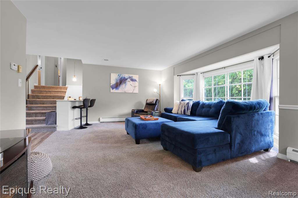 38243 Jonathan Street