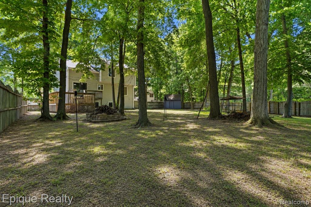 825 Summer Creek Court