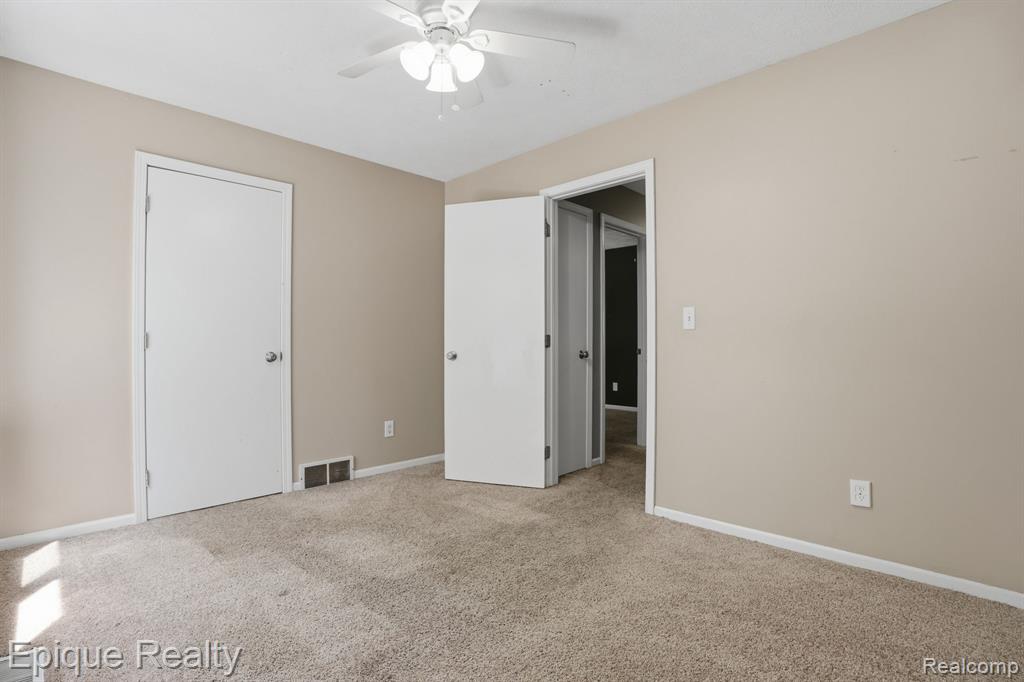 825 Summer Creek Court