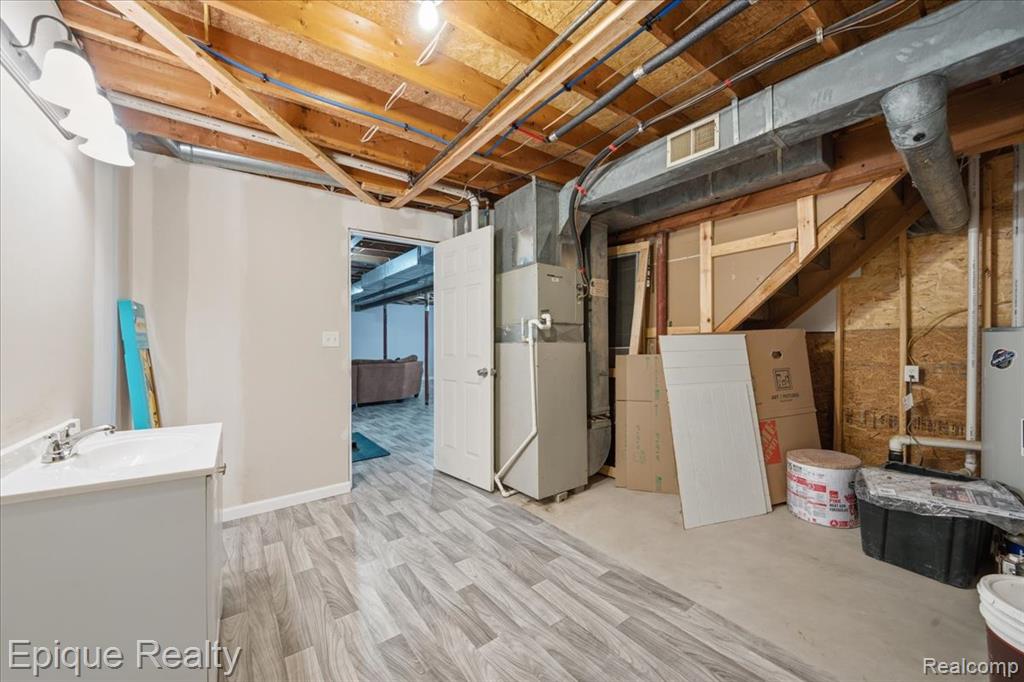 12272 E Mount Morris Road
