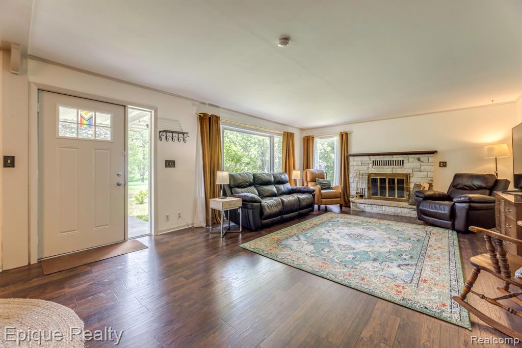 3750 Parker Road