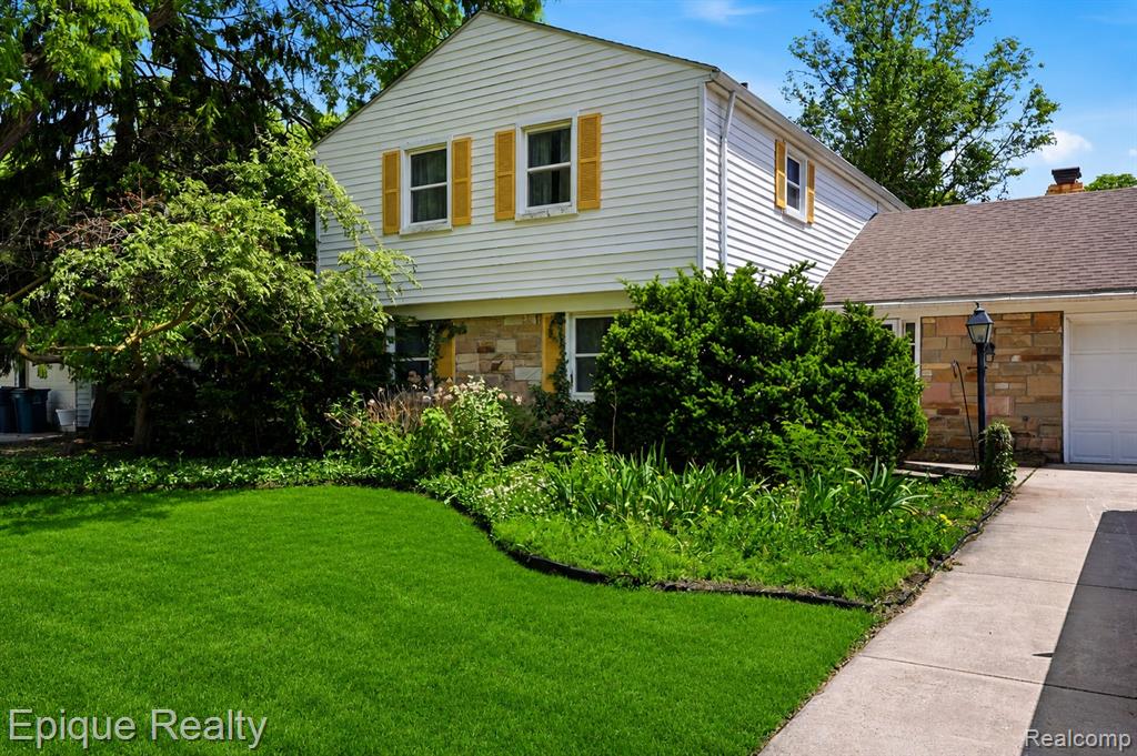 4856 Danbury Drive