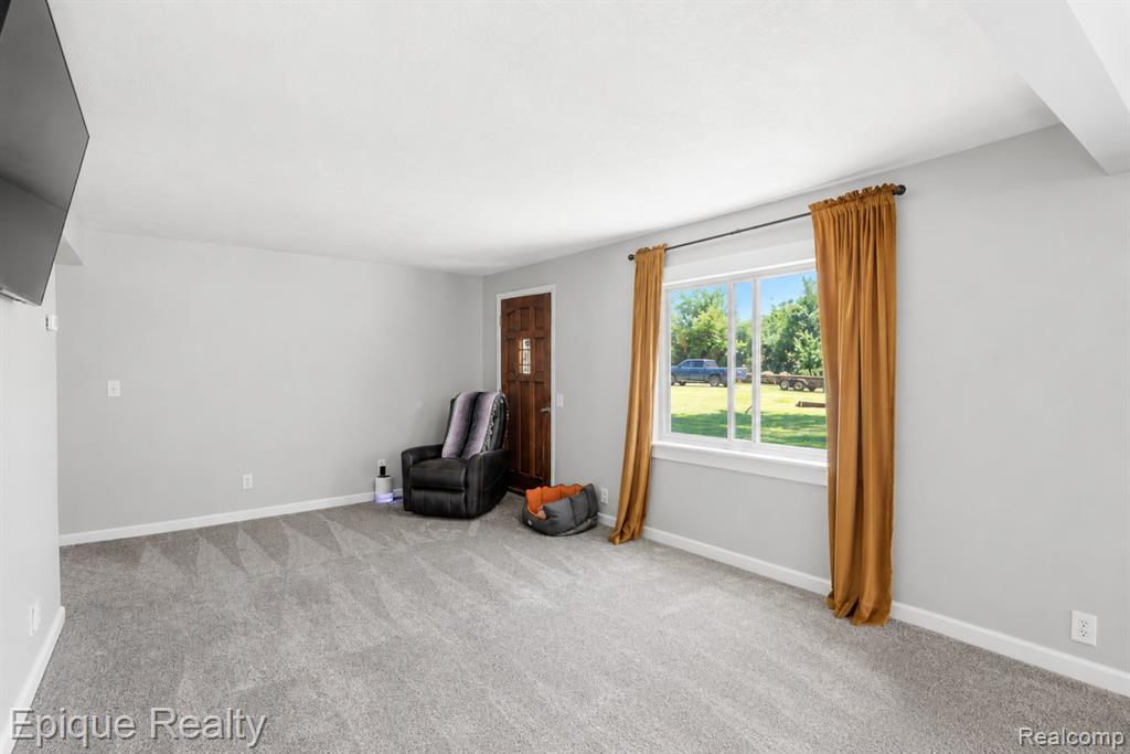 12376 W Reid Road