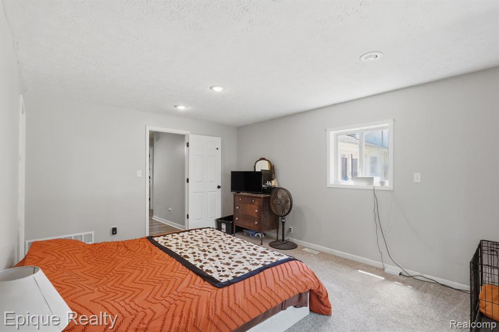 12376 W Reid Road