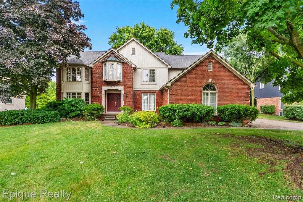 1719 Hickory Bark Lane