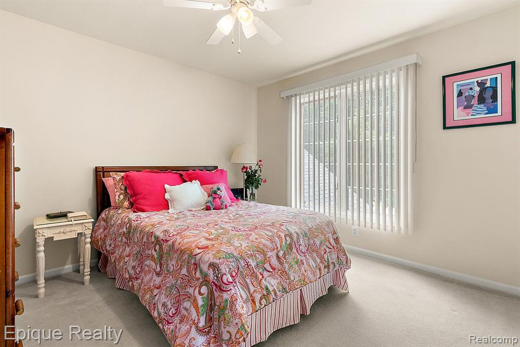 1719 Hickory Bark Lane