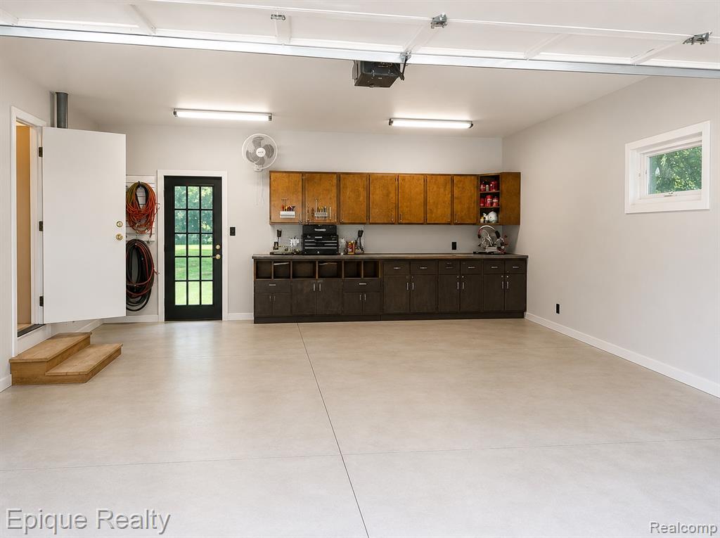 43899 Crowley Road