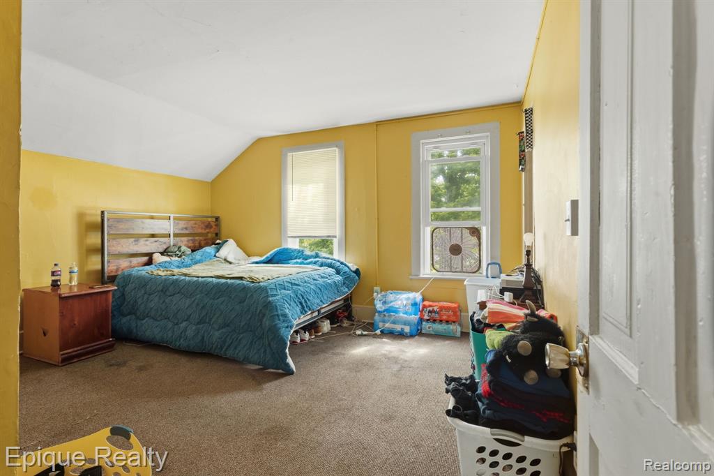 1807 10th Street