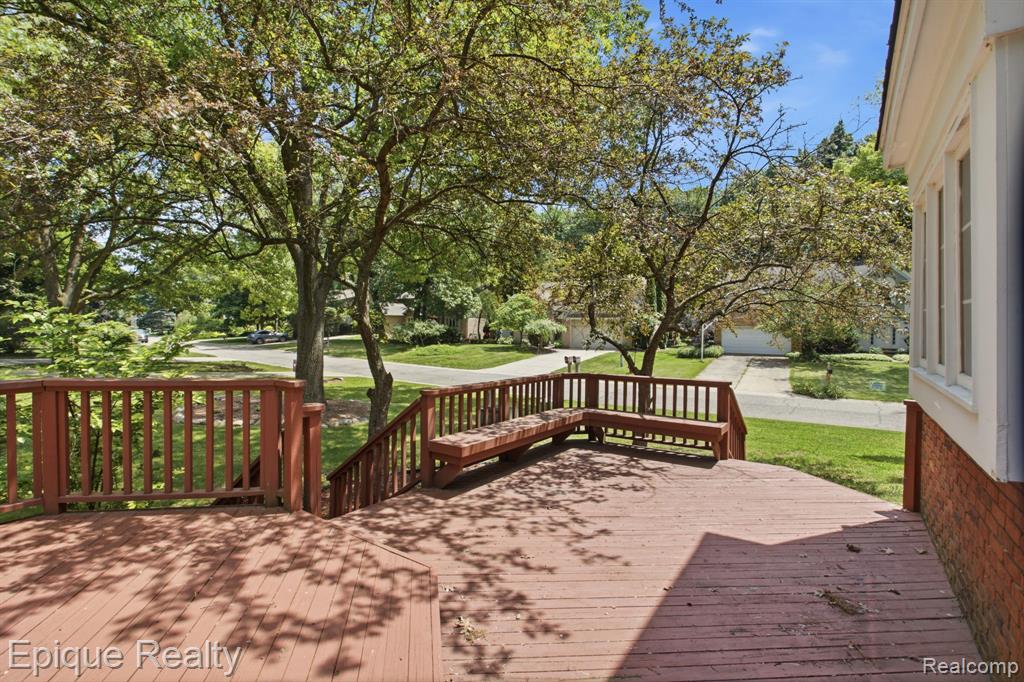 3261 Windwood Road