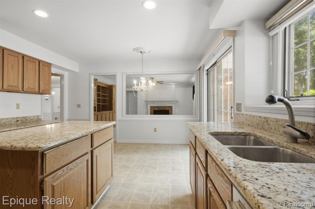 3261 Windwood Road
