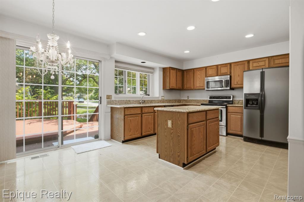 3261 Windwood Road