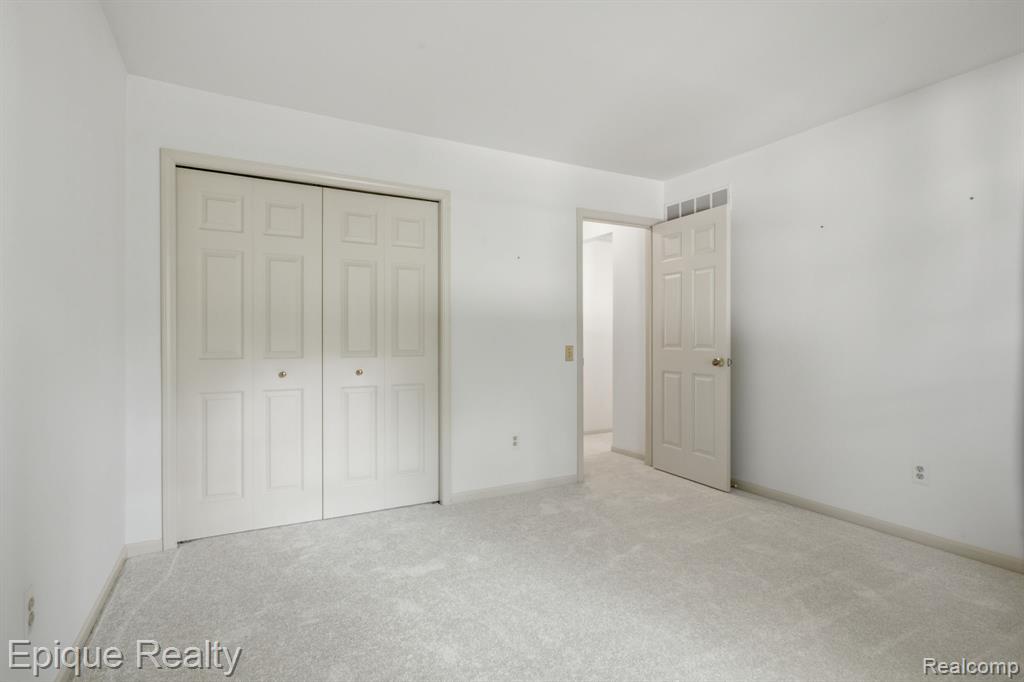 3261 Windwood Road