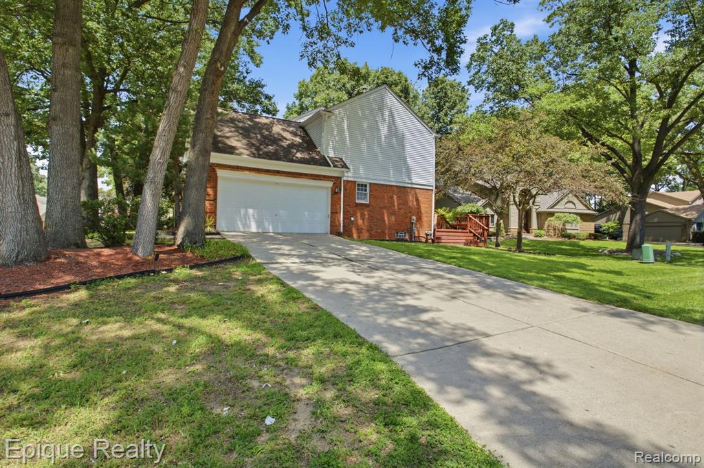 3261 Windwood Road