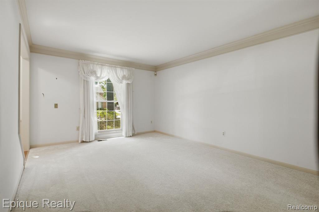 3261 Windwood Road