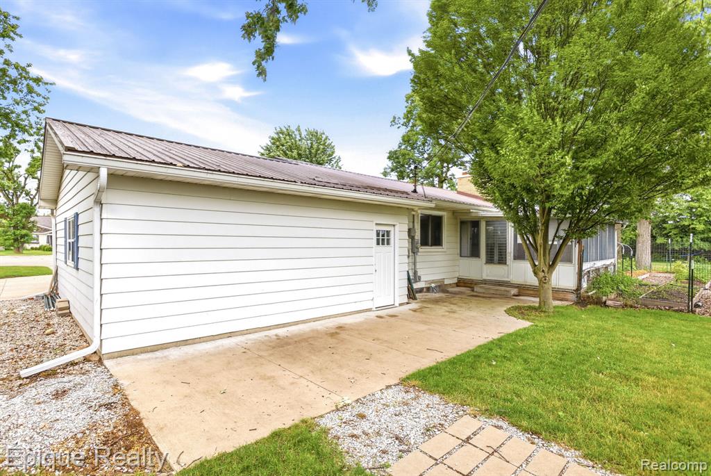 1612 Saint Marys Court