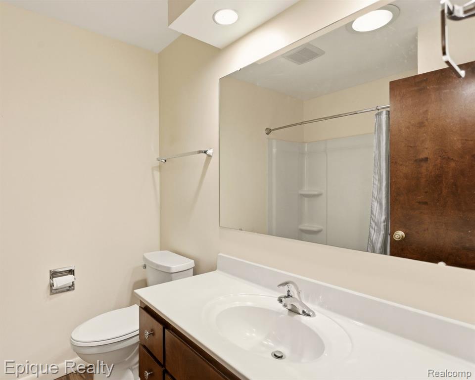 1612 Saint Marys Court