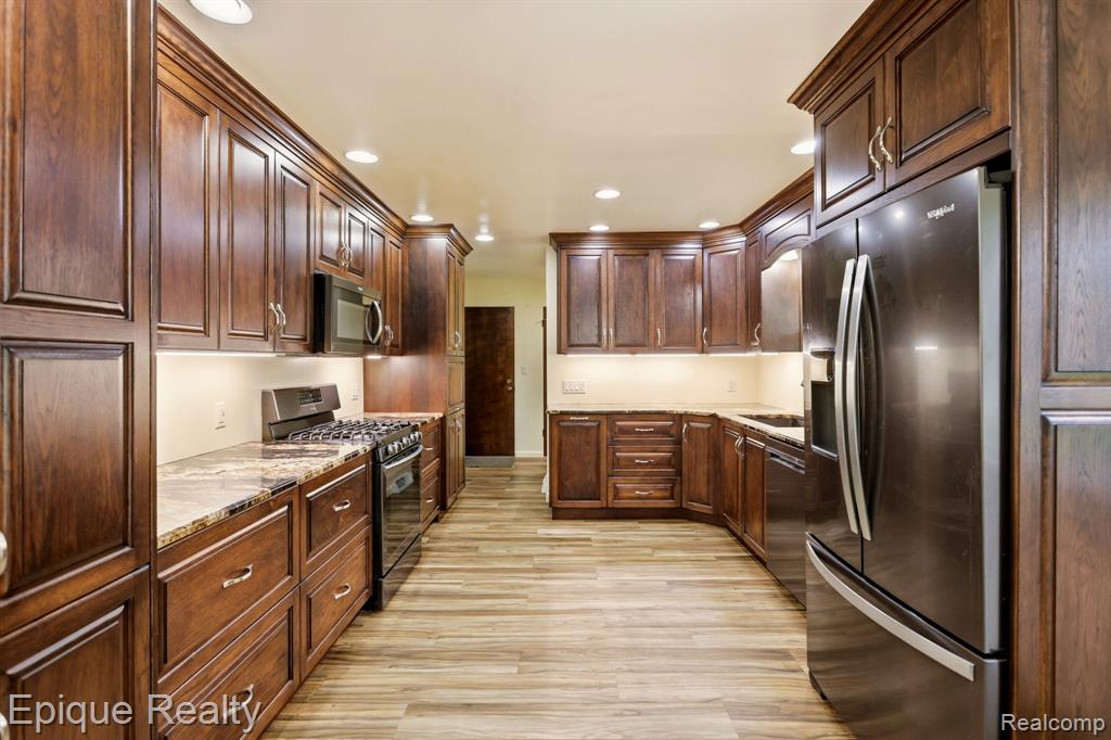 1612 Saint Marys Court