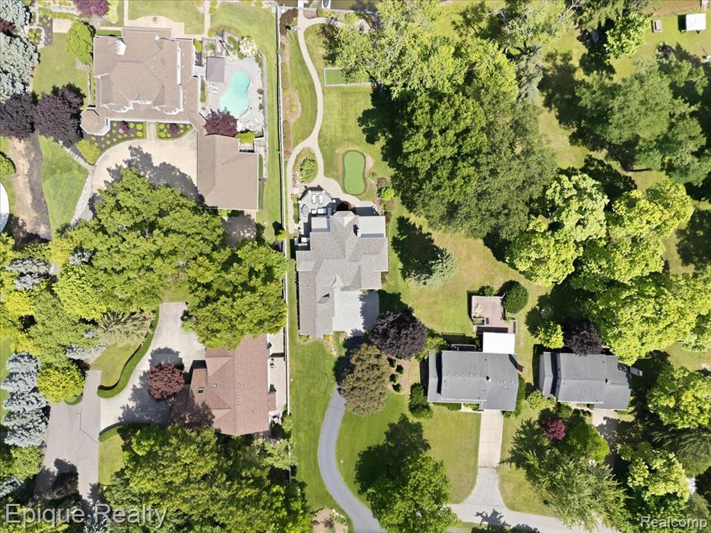 4312 Sashabaw Road