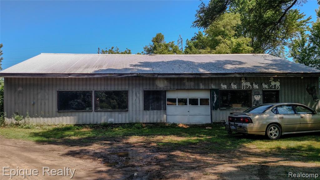 300 W Dewey Road