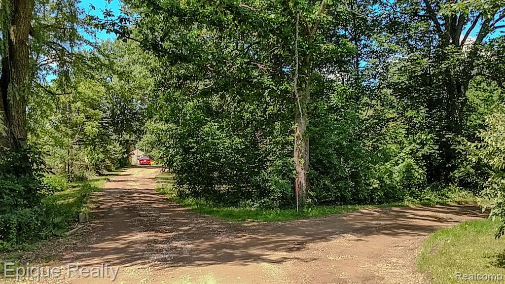 300 W Dewey Road