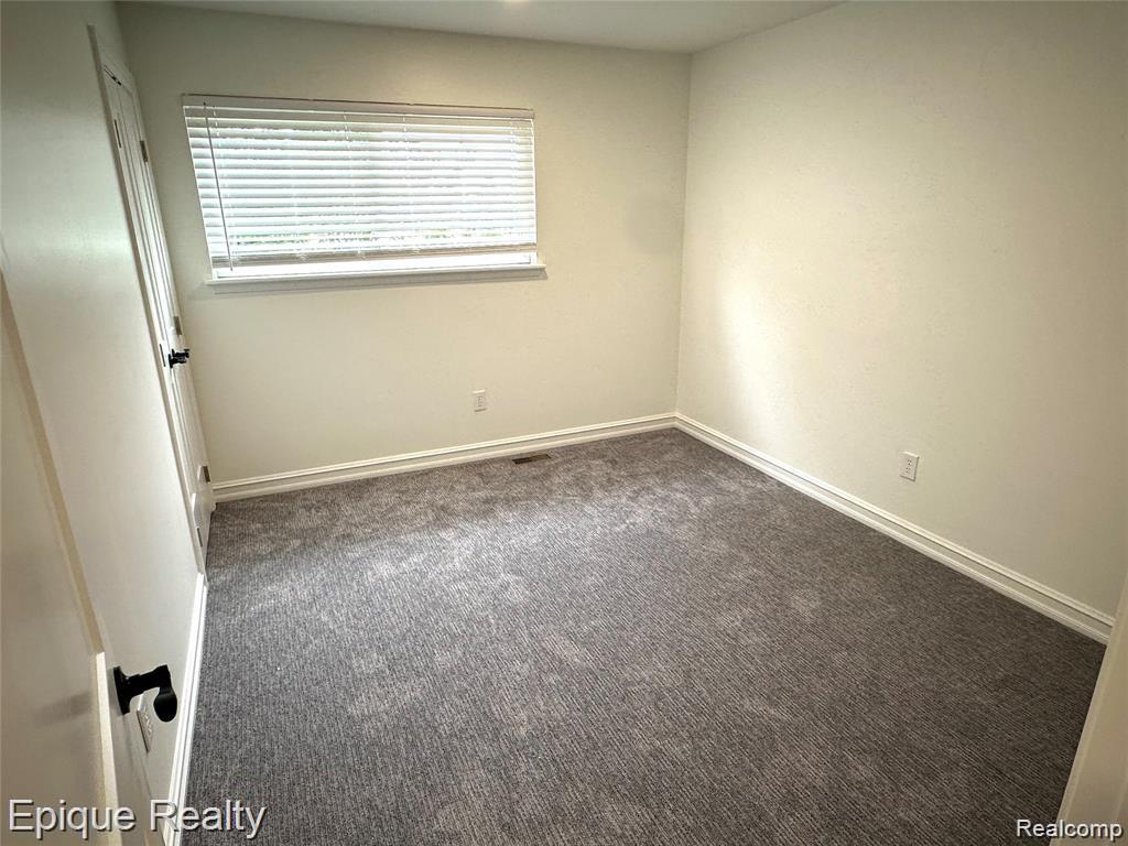 8565 Hampshire Drive