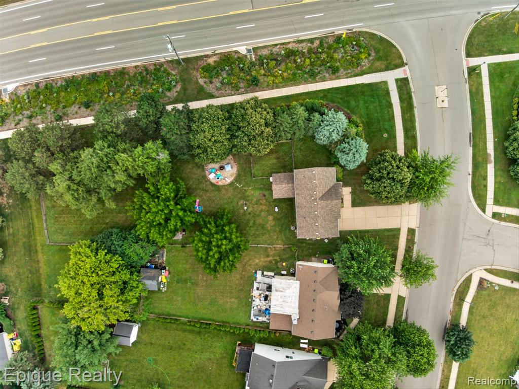 3036 Hawks Avenue