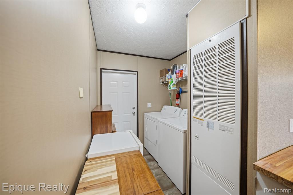 48580 Pineview Drive
