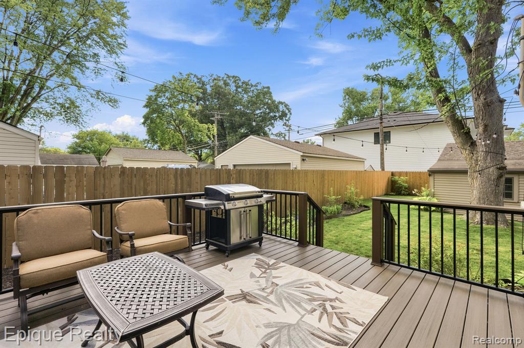 3402 Normandy Road